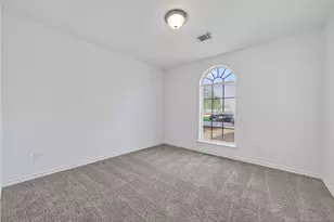 653 Nelson St, Sealy, TX 77474 - Photo 24