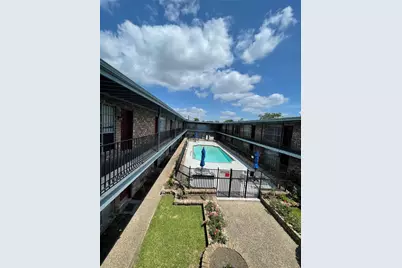 5617 Bissonnet Street #201B, Houston, TX 77081 - Photo 6