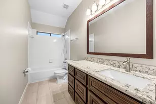 5610 Brazos Springs Dr, Sugar Land, TX 77479 - Photo 24