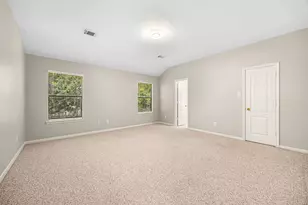 5610 Brazos Springs Dr, Sugar Land, TX 77479 - Photo 18
