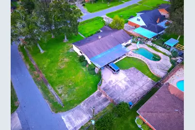 7555 Forest Park Drive, Beaumont, TX 77707 - Photo 6