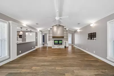 1446 Davon Lane, Houston, TX 77058 - Photo 6