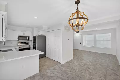 1221 Cedar Post Lane #8A, Houston, TX 77055 - Photo 2