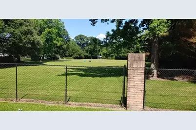 1115 Langham Road, Beaumont, TX 77707 - Photo 2