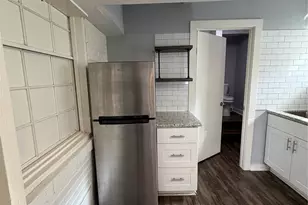 4630 Woodside St, Houston, TX 77023 - Photo 4