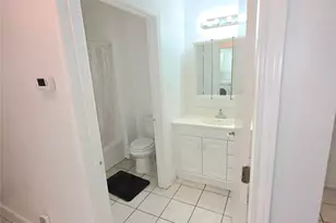 5335 Cherie Crest Ct, Houston, TX 77088 - Photo 10