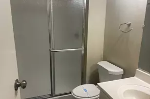 2022 Oak Shores Dr, Houston, TX 77339 - Photo 10