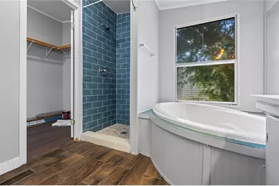 9623 Meadowvine Drive, Houston, TX 77044 - Photo 26