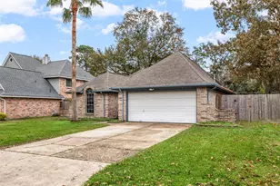 8730 Pines Pl Dr, Humble, TX 77346 - Photo 2