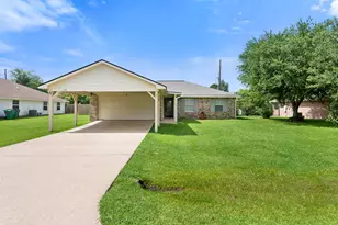 116 N Tammye Ln, Madisonville, TX 77864 - Photo 1