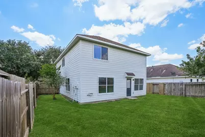 4419 Crossvine Avenue, Baytown, TX 77521 - Photo 34