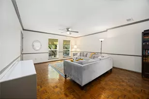 470 N Post Oak Ln, Houston, TX 77024 - Photo 10