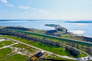 746 Lake Day Dr, Somerville, TX 77879 - Photo 2