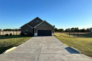 9531 Galveston Rd, Orchard, TX 77485 - Photo 2