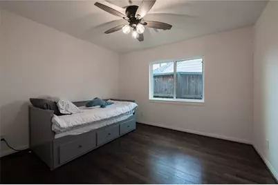 1218 Shadeland Drive, Houston, TX 77043 - Photo 24