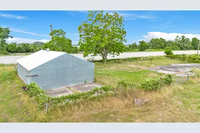 4882 E US Highway 90A, Alleyton, TX 78935 - Photo 10