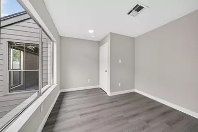 9592 Doliver Drive, Houston, TX 77063 - Photo 38