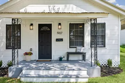 1907 Ave N, Rosenberg, TX 77471 - Photo 2