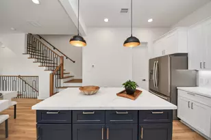 2426 Ella Blvd, Houston, TX 77008 - Photo 18