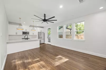 4611 Dewberry Street Street #C, Houston, TX 77021 - Photo 14