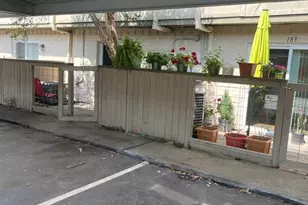 1701 Upland Dr, Houston, TX 77043 - Photo 26