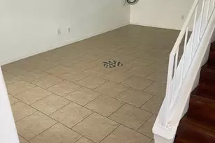 1701 Upland Dr, Houston, TX 77043 - Photo 8