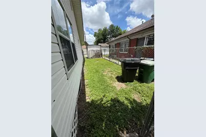 111 Inlane Street, Houston, TX 77012 - Photo 12