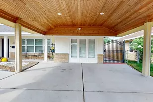 4607 Cetti St, Houston, TX 77009 - Photo 4