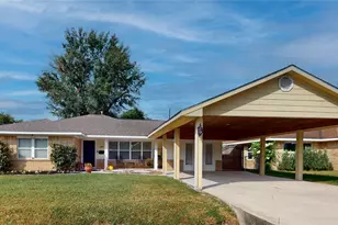 4607 Cetti St, Houston, TX 77009 - Photo 2