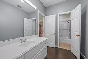 403 Brook Shore Ct, Sugar Land, TX 77478 - Photo 14