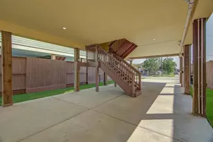 2305 67th St, Galveston, TX 77551 - Photo 36