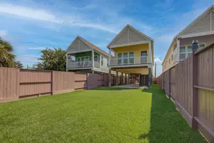 2305 67th St, Galveston, TX 77551 - Photo 42
