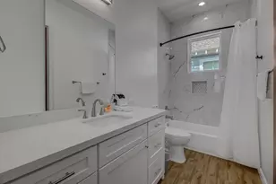 2305 67th St, Galveston, TX 77551 - Photo 22