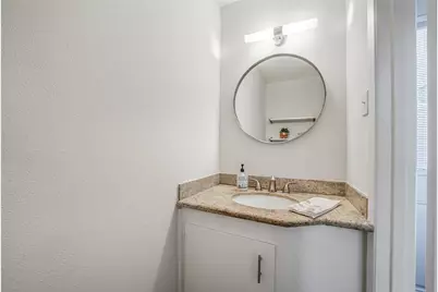 6215 Queensloch Drive, Houston, TX 77096 - Photo 36