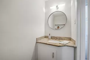6215 Queensloch Dr, Houston, TX 77096 - Photo 36