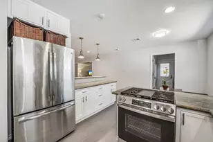 6215 Queensloch Dr, Houston, TX 77096 - Photo 14
