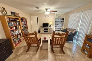 5403 3 Rd St, Danbury, TX 77534 - Photo 4
