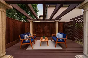 4900 Cedar St, Bellaire, TX 77401 - Photo 32