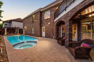 4900 Cedar St, Bellaire, TX 77401 - Photo 30