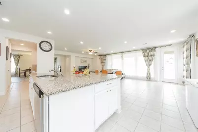 15406 Easton Gate Lane, Houston, TX 77044 - Photo 18