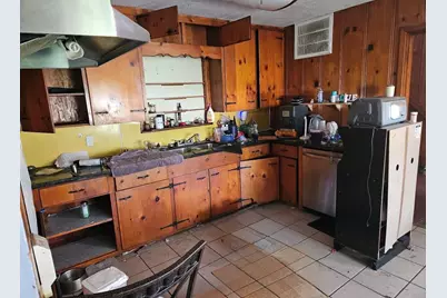712 Oak Avenue, Highlands, TX 77562 - Photo 4