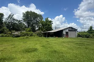 712 Oak Ave, Highlands, TX 77562 - Photo 12