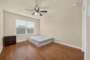 9106 Fuqua Breeze Dr, Houston, TX 77075 - Photo 34