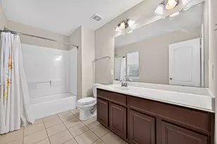 9106 Fuqua Breeze Dr, Houston, TX 77075 - Photo 36