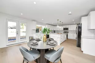 1111 E 27th St, Houston, TX 77009 - Photo 14
