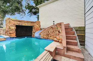 1111 E 27th St, Houston, TX 77009 - Photo 36