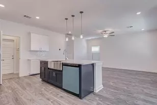 1038 Elsinore Dr, Rosharon, TX 77583 - Photo 10