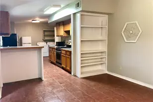 807 Vine St, Bryan, TX 77802 - Photo 8