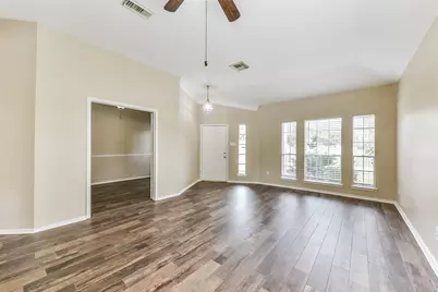 9127 Willow Crossing Drive, Houston, TX 77064 - Photo 14