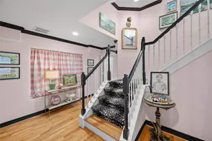1113 Gross St, Houston, TX 77019 - Photo 6